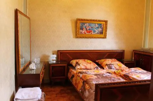 Traveller's House