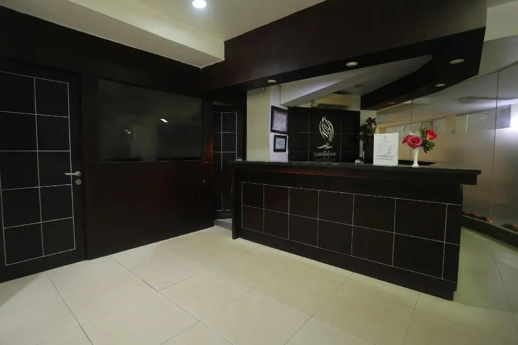 OYO 1724 Hotel Sembilan Sembilan