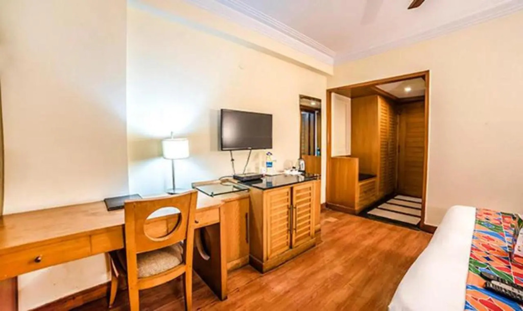 FabHotel BMK Grand