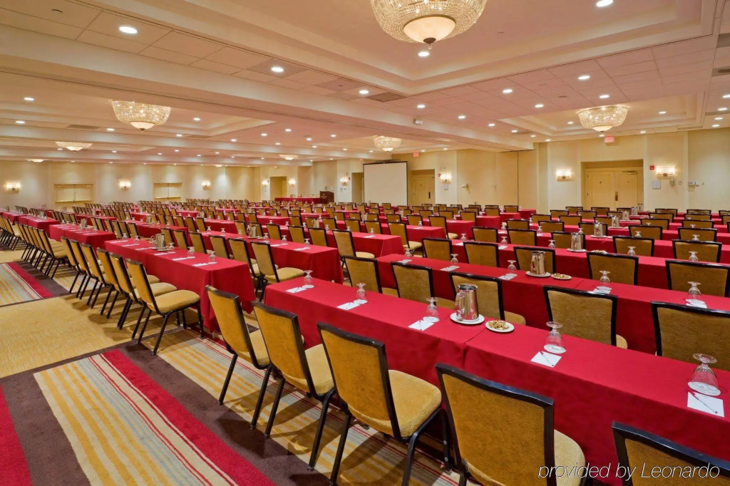 DoubleTree by Hilton Monroe Township Cranbury