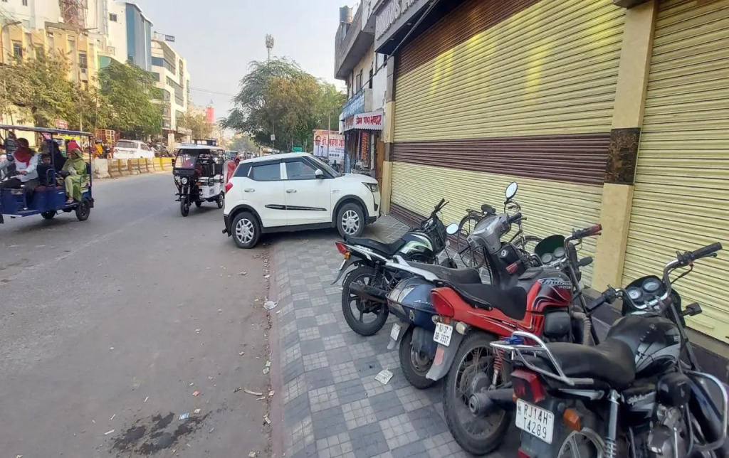 Hotel Rashika Palace Near Sindhi Camp Bus Stand, Jaipur