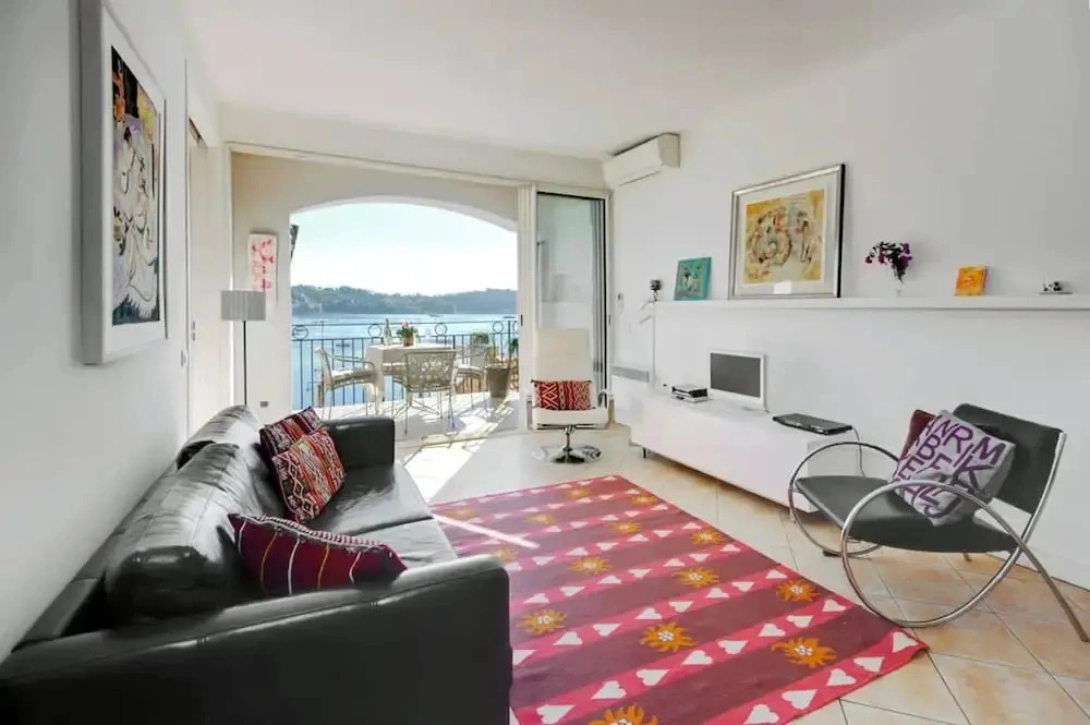 Old Town Apartment With Sea Views A C