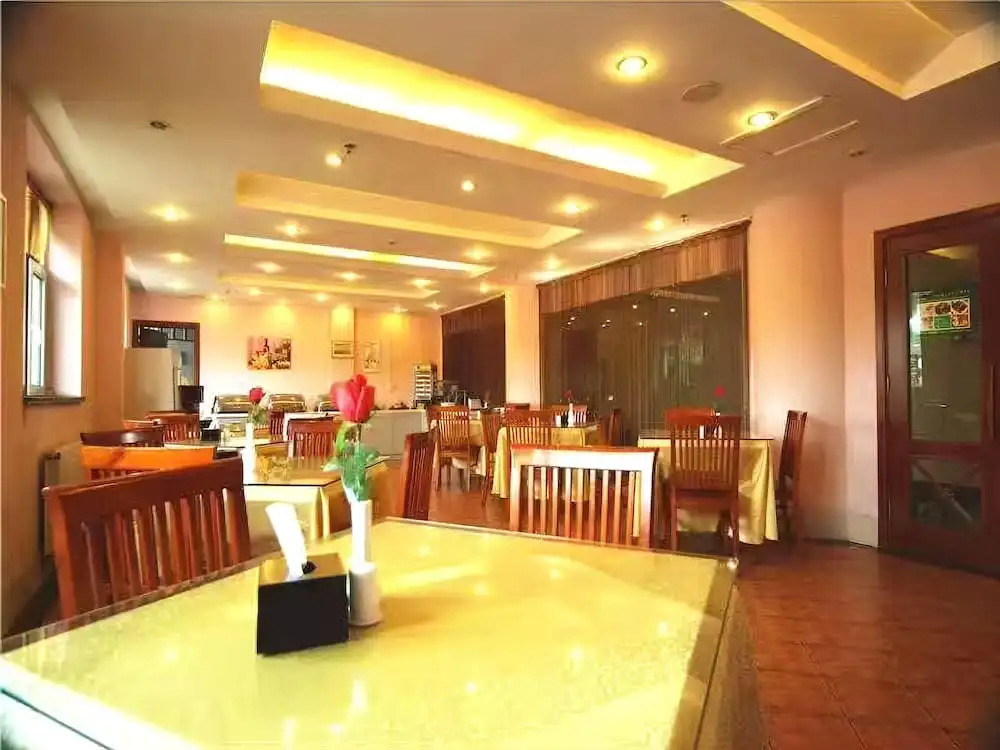 GreenTree Inn Yantai Airport Road Ludong University Hotel