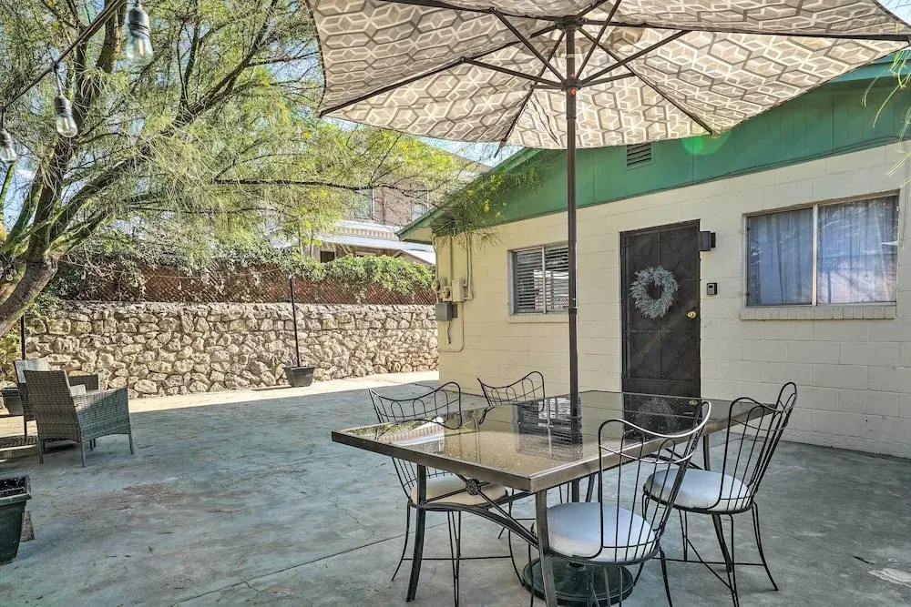 El Paso Cottage - Walk to UMC & Texas Tech!