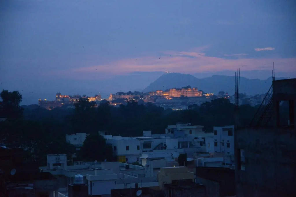 Hotel Sanobar