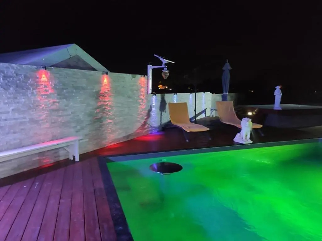 ZANNANNA F1 de charme tout équipé Le Moule avec piscine
