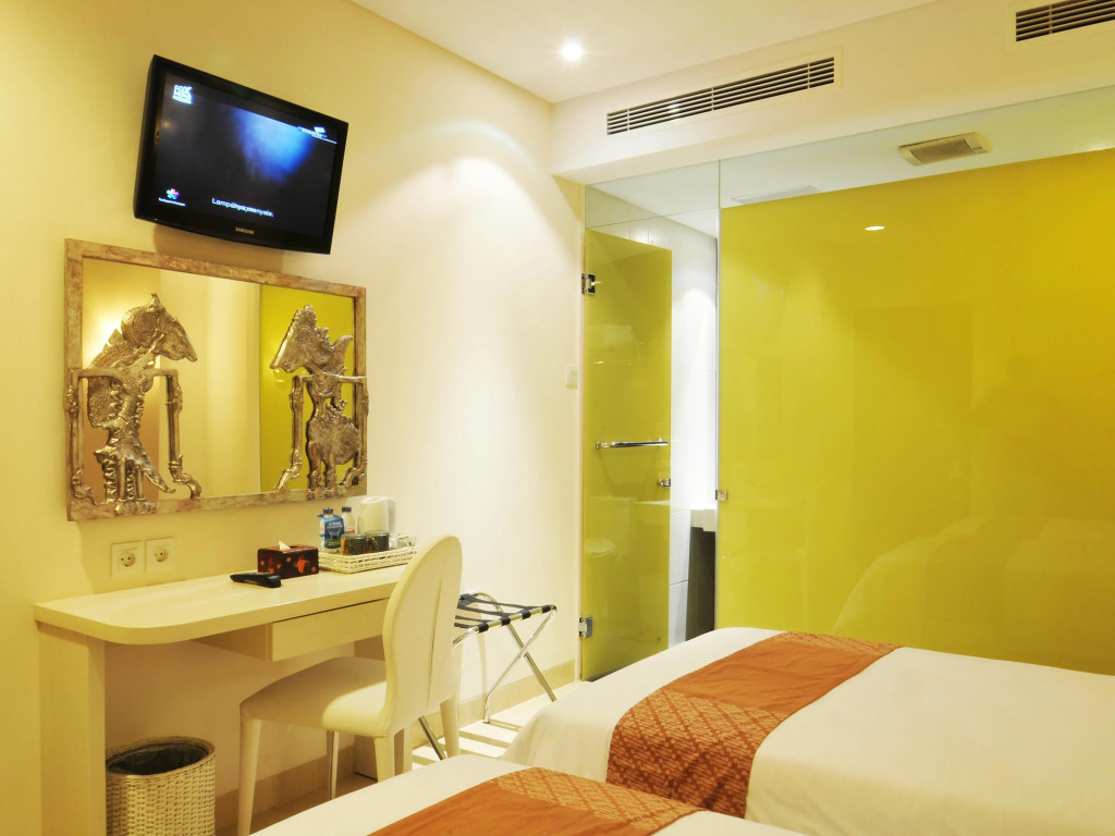 Pyrenees Jogja Hotel