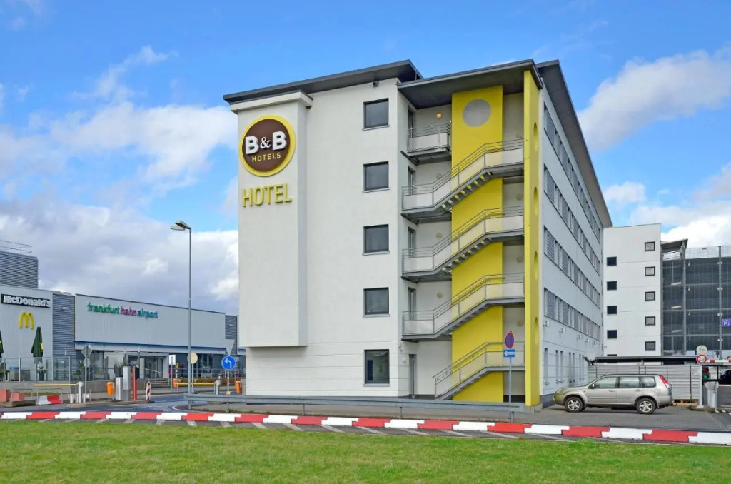 B&B HOTEL Frankfurt-Hahn Airport