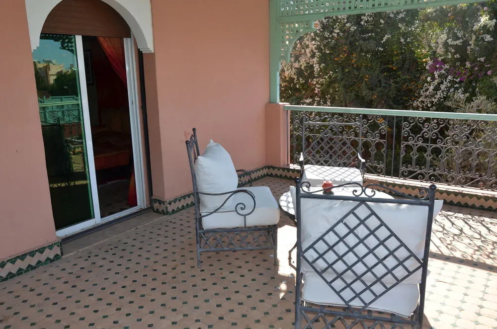 Villa Guest