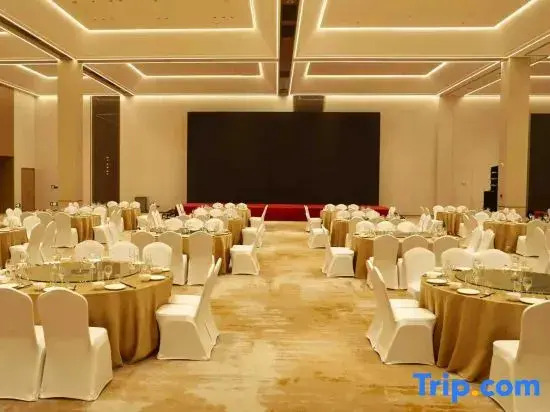 Jinglan Hotel Yinchuan Lanshan Valley