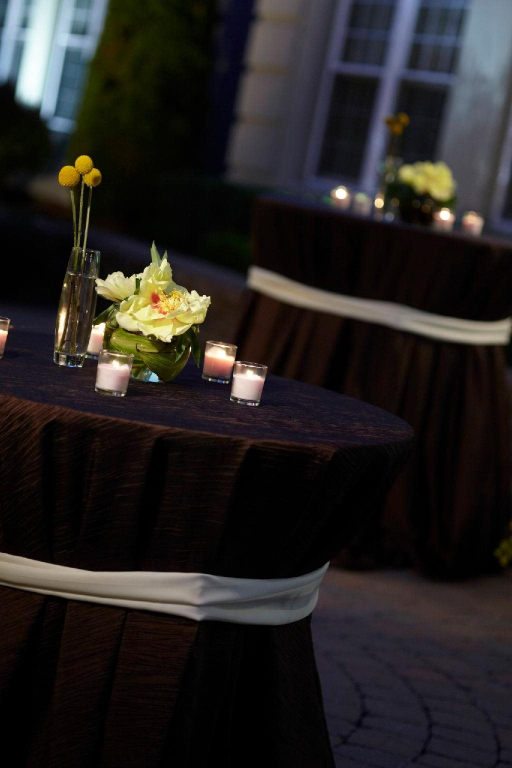 The Del Monte Lodge Renaissance Rochester Hotel & Spa