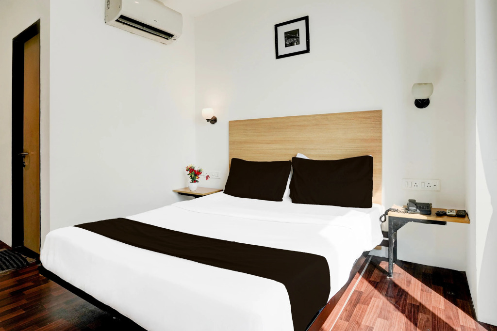 Townhouse PBG Mall Vashi