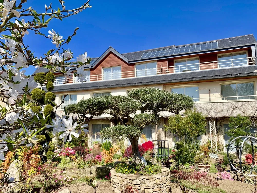 Logis LAuberge - Maison Glenn Anna