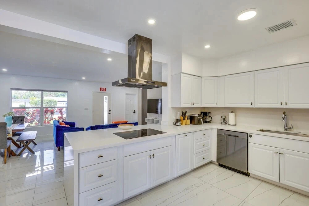 Luxe Ft Lauderdale Pool Oasis Near Airport & Beach