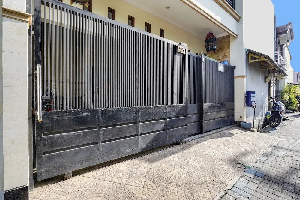 OYO Life 91893 Kost Jeje Syariah