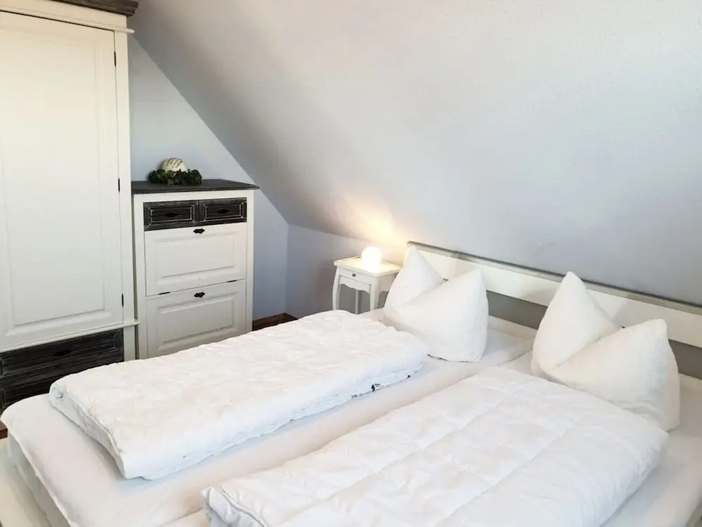 Achtern Diek Modern Retreat