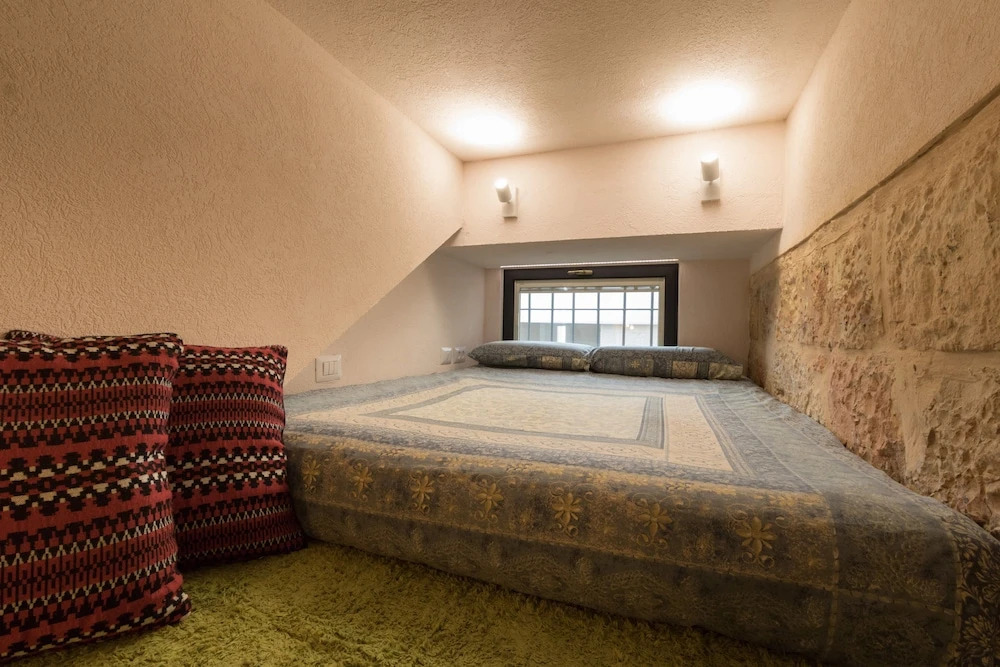 Best Location Jerusalem Stone Apartment