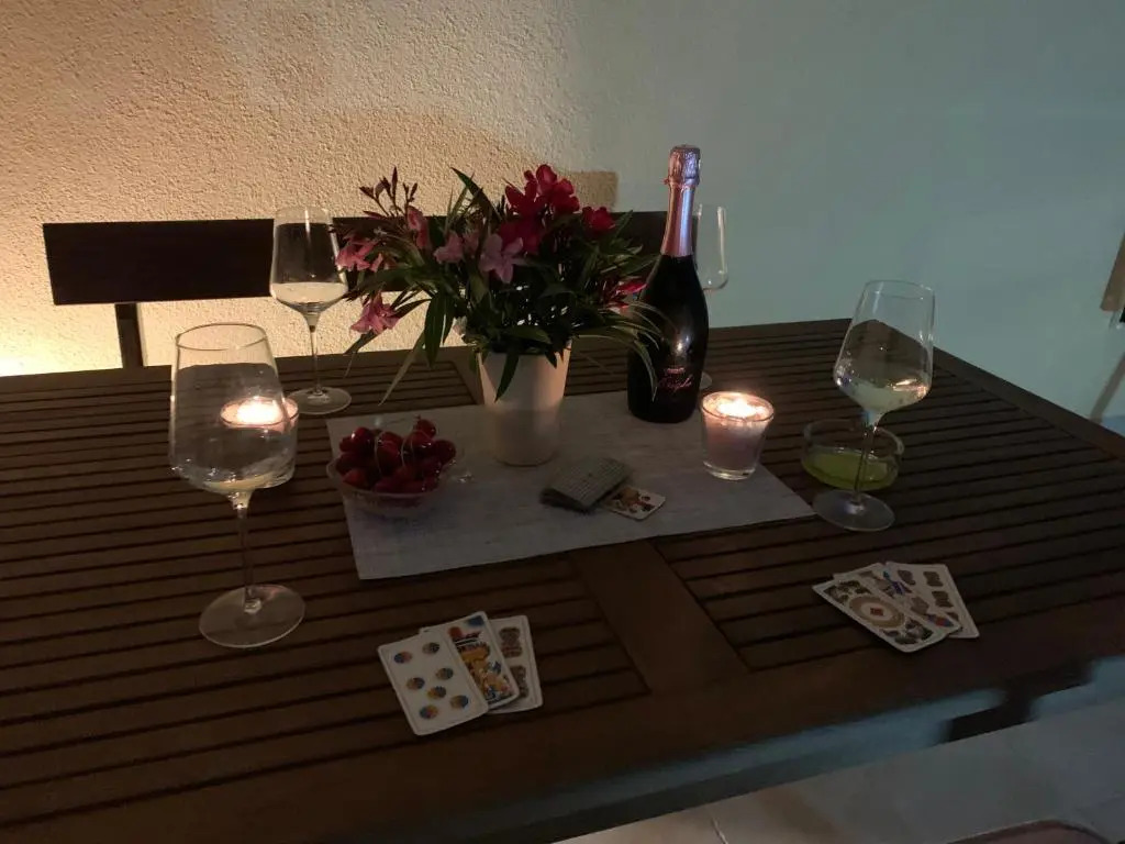 Apartments Leone