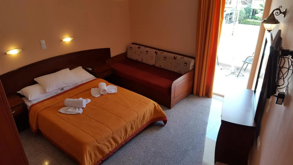 Kalias Hotel