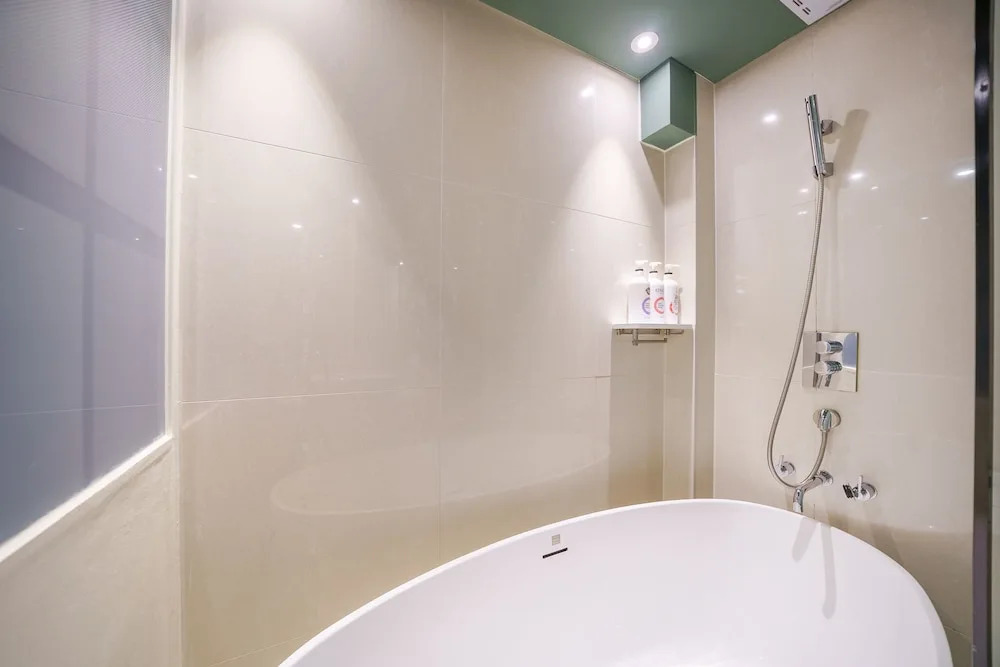 Shinchon Wol Hotel