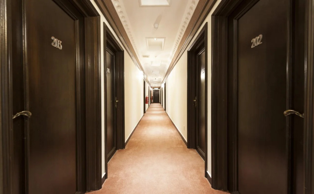 Seriental Hotel I check in 3pm-11pm only