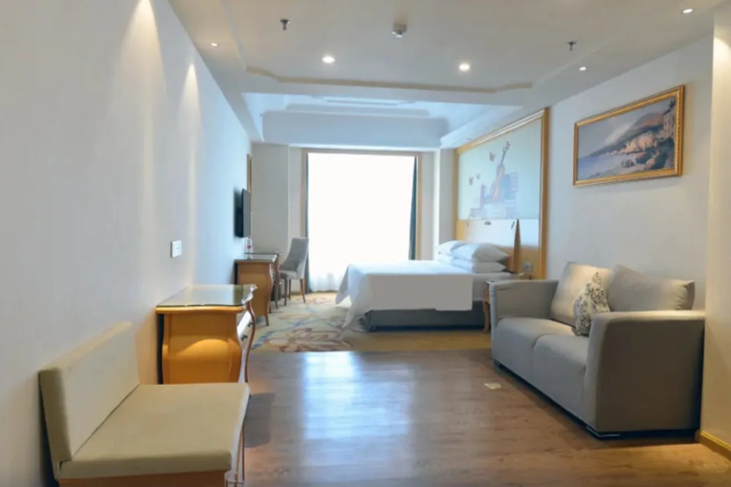 Vienna International Hotel (Huizhou Daya Bay Coastal Park Branch)