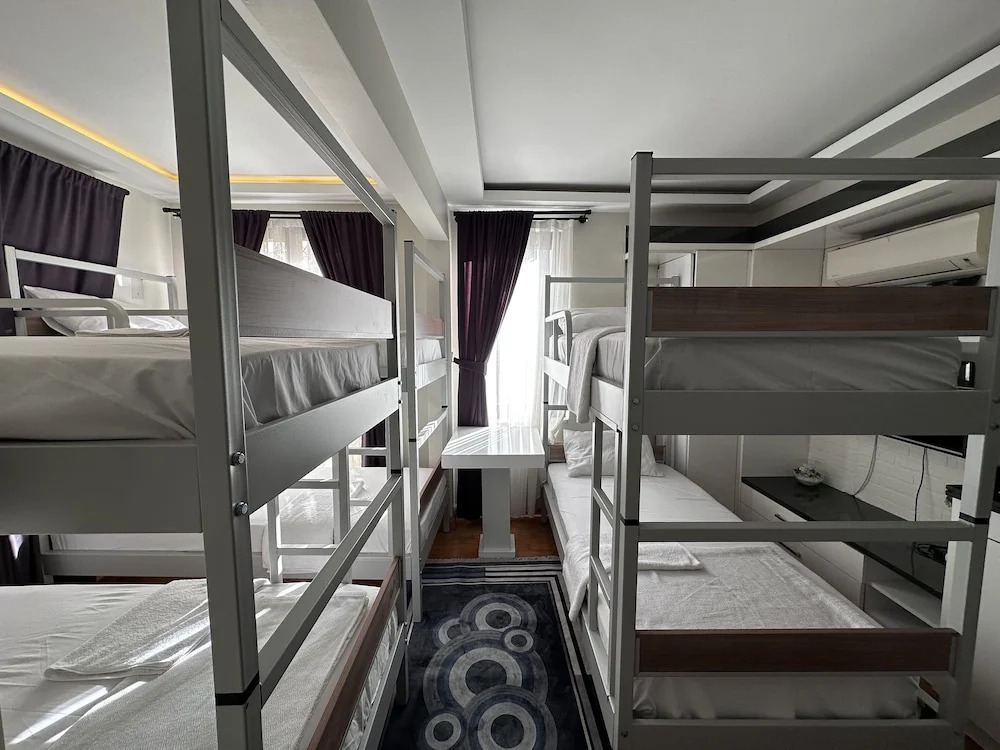 Yez Boutique Hotel