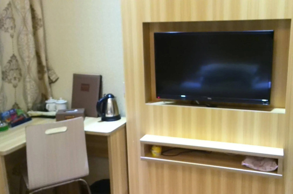 Lejunlai Business Hotel