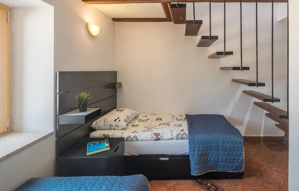 2 Bedroom Beautiful Home In Vrsar