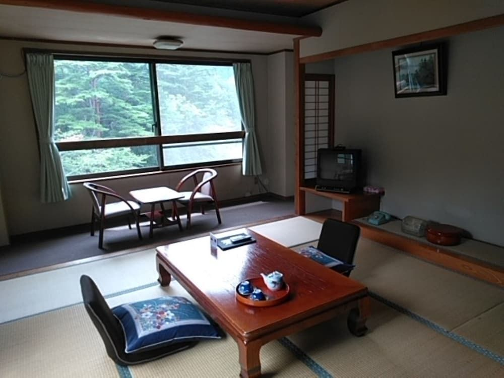 Komagane Onsen Hotel