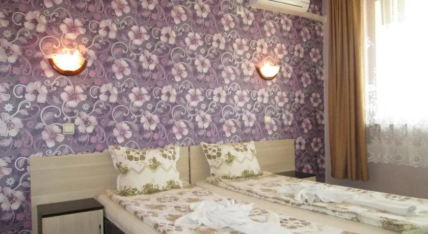 Hotel Eos