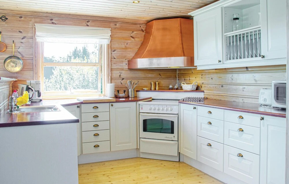 Nice Home In Lindesnes With Sauna
