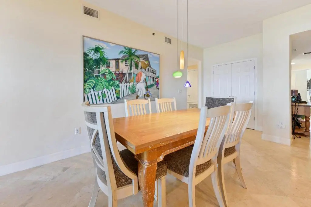 Bella Mar 202, 4 Bedrooms, Sleeps 8, Pool, Ocean Front, WiFi