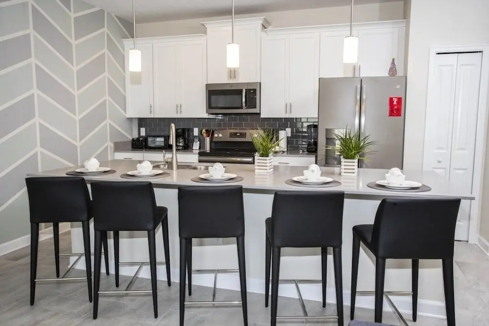 Luxury 4 Bed Villa For 10 Guests Townhouse