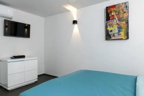 SweetHome26 Luxury Apt Sea View 1 minute from the beach