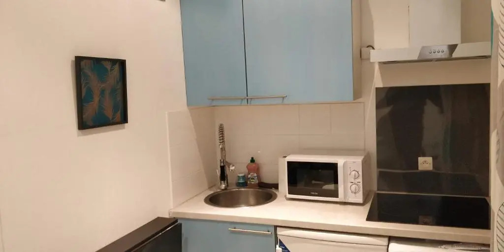 Modern apartment and studio near the metro