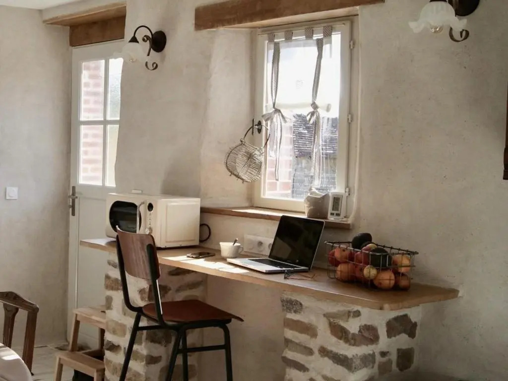 Gîte Sainte-Suzanne-et-Chammes, 3 pièces, 4 personnes - FR-1-600-192
