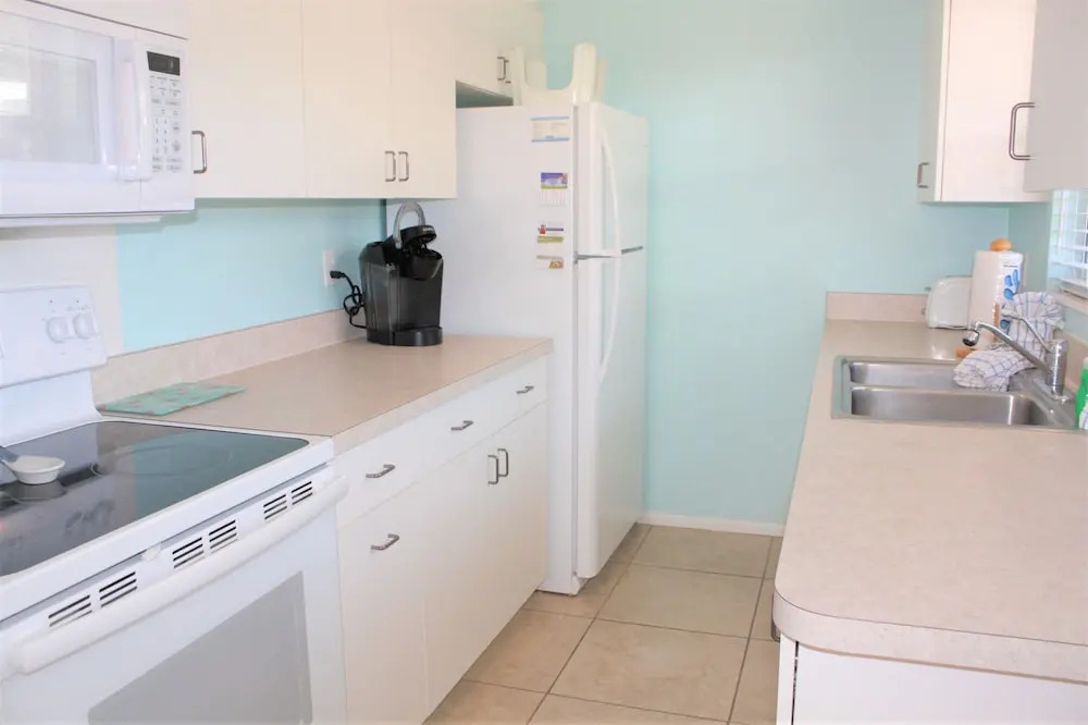 Aloha Kai - Unit 60 1 Bedroom 1 Bathroom Apts