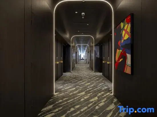 North South Loft Hotel