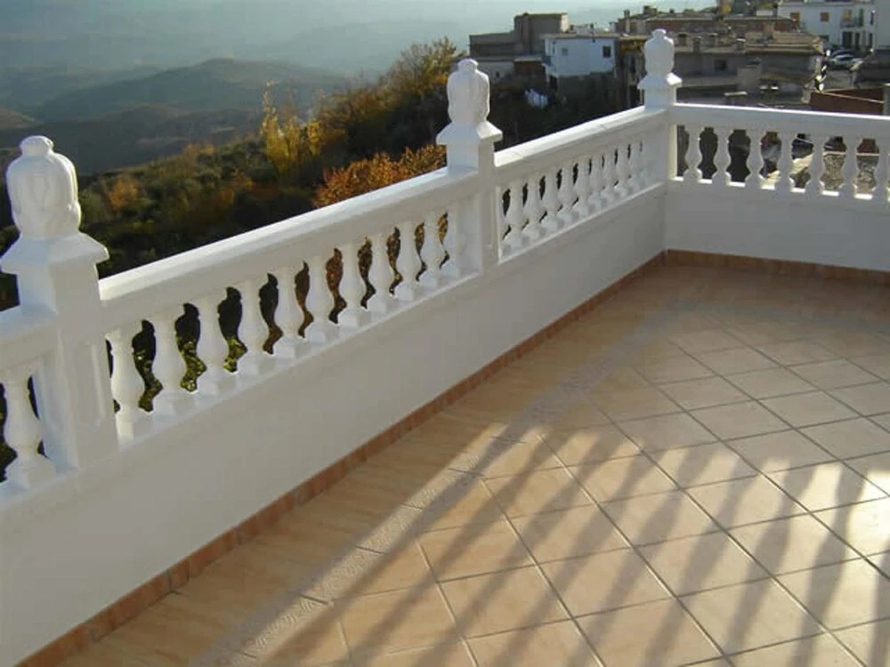House With 4 Bedrooms in Yegen, With Wonderful Mountain View and Furni
