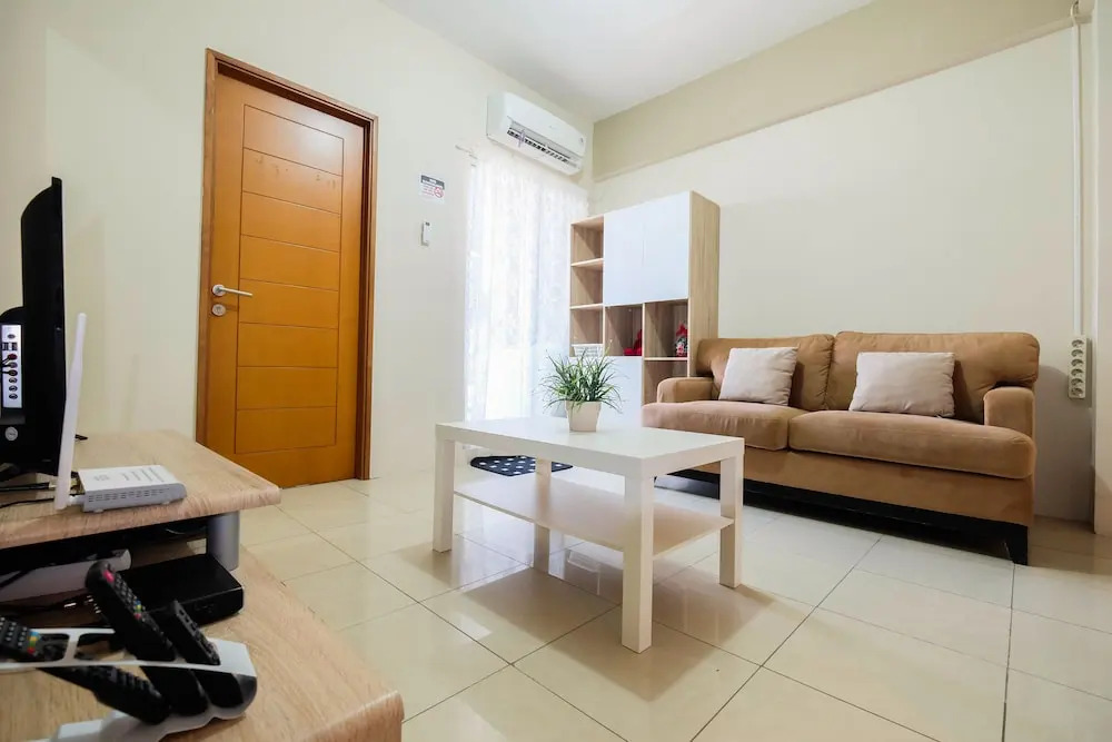 2 Bedrooms at Gading Greenhill Apartment by Travelio