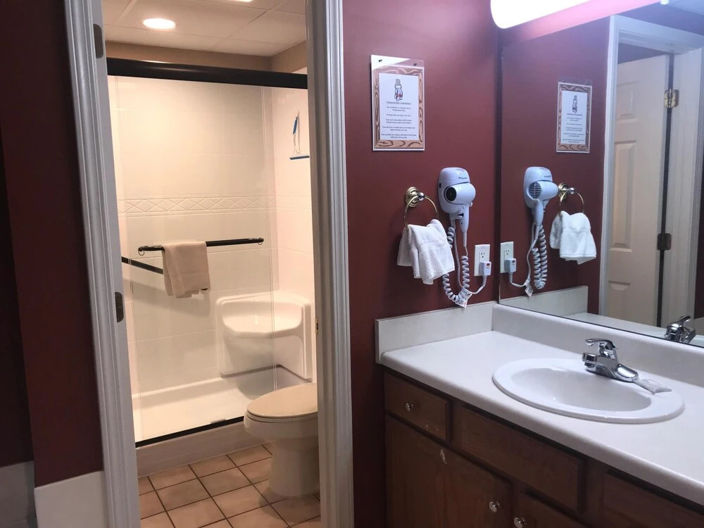 Whispering Pines 223