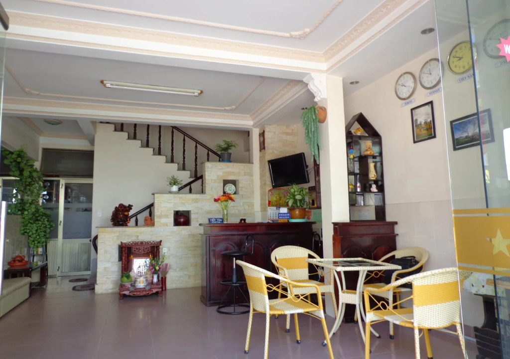 Phuong Tung Guesthouse