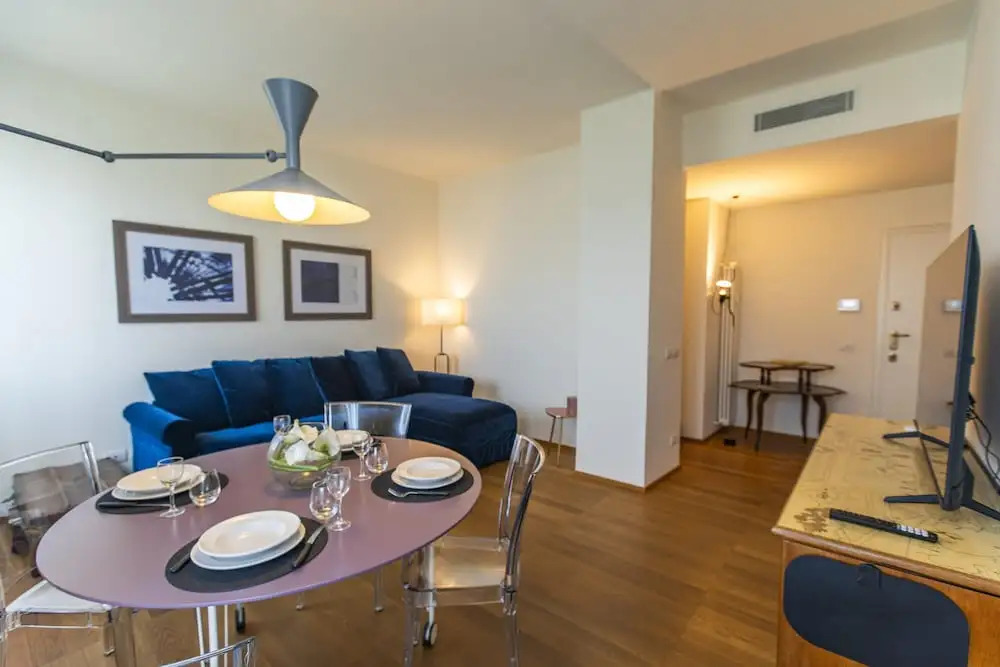 Skyattic - 801 - Citylife - 1 min Domodossola M5