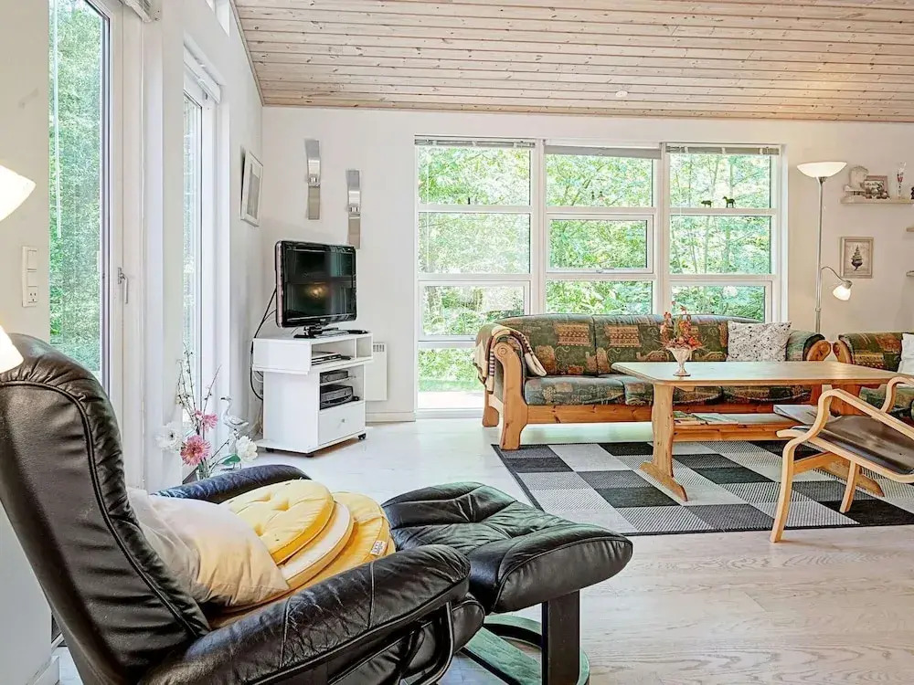 Spacious Holiday Home in NexÃ¸ near Beach