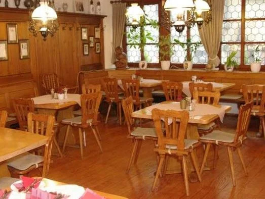 Gasthof zum Kauzen