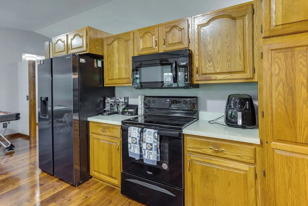 Pet-friendly Wellington Vacation Rental on Canal