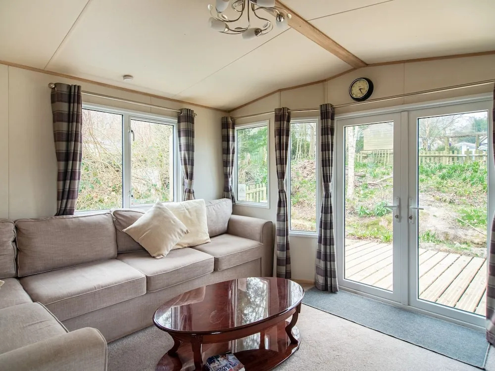 Enticing Home in Hastings Near Castle