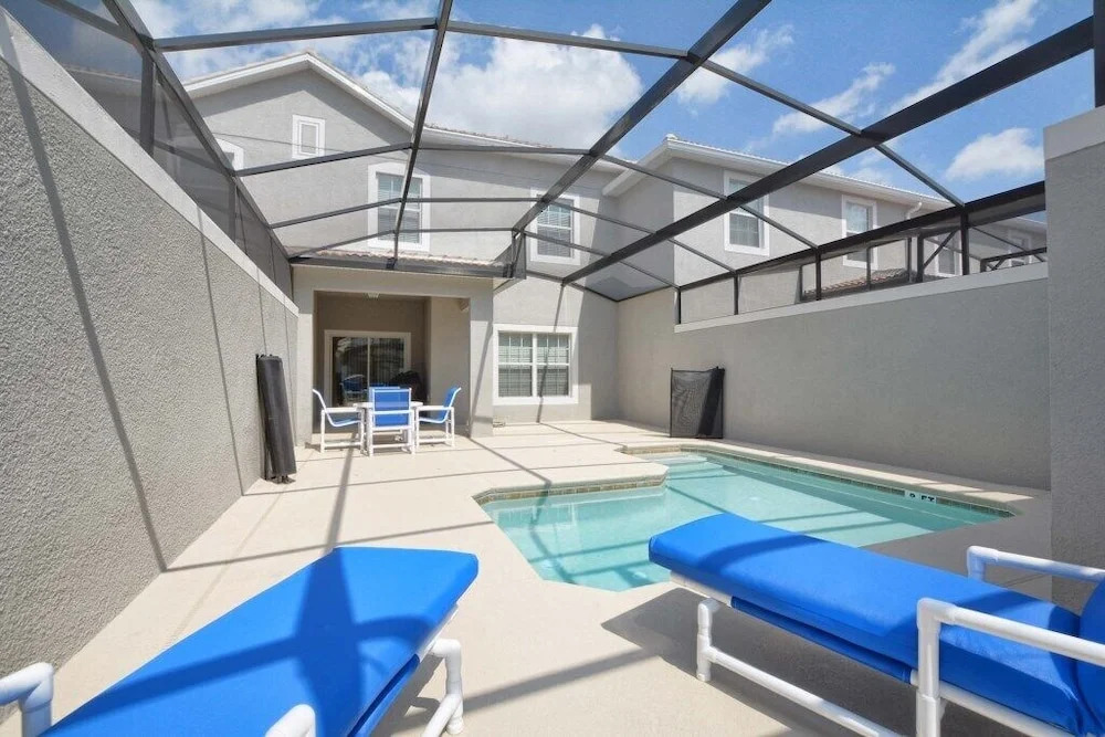 Storey Lake-4 Bedroom Townhome W/spashpool-1616st Townhouse