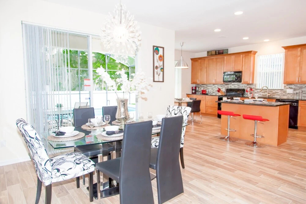 Crystal Cove 919